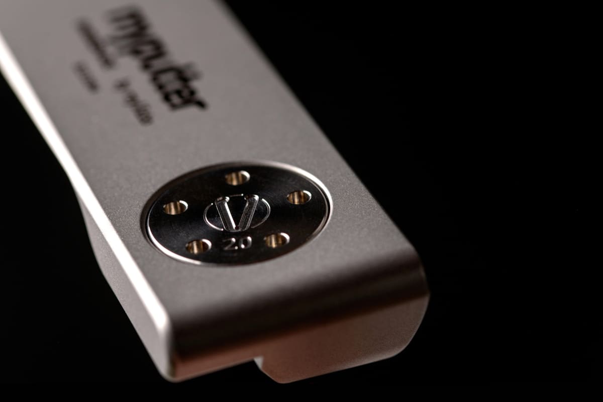 myvicto B-Series curved face putter